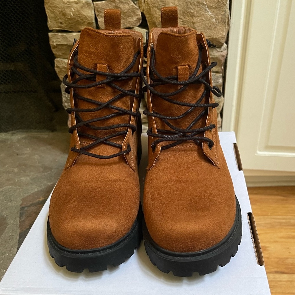 H&M Women’s Brown Suede Boots Size 9.5